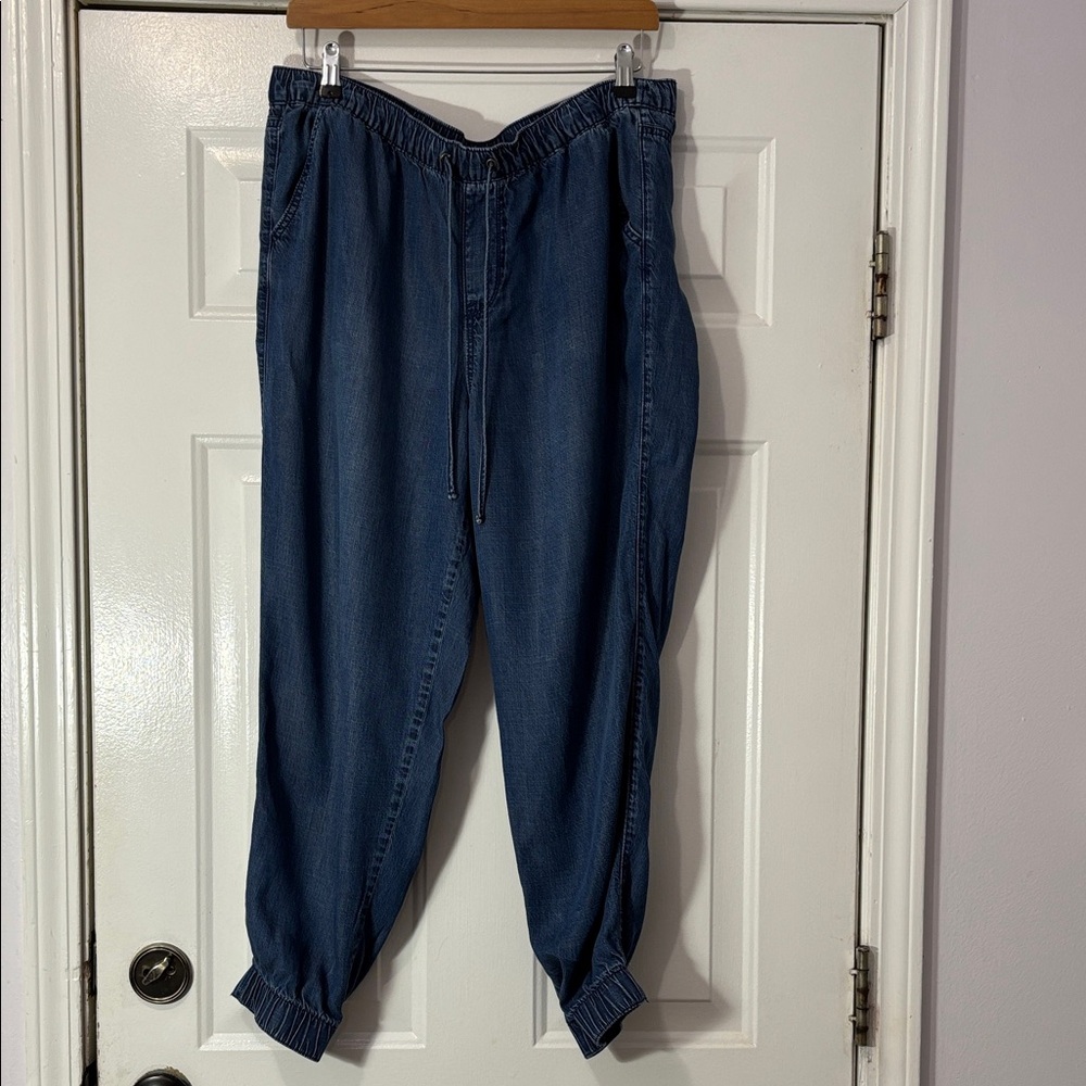 Nine West brand joggers Size XL